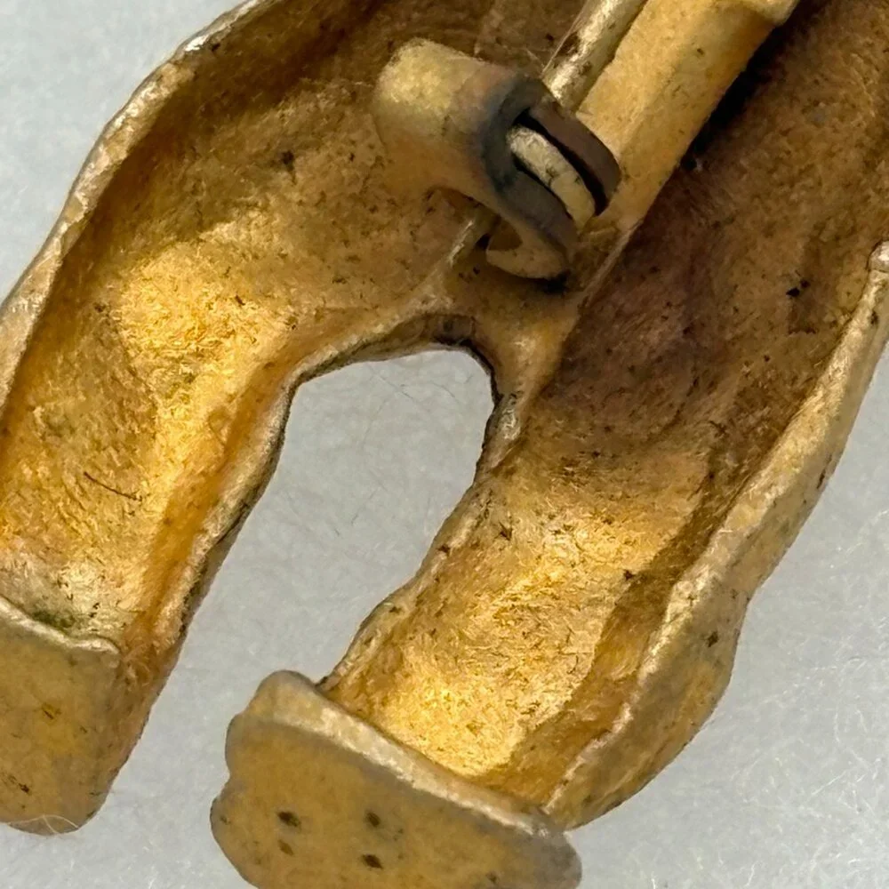 Vintage Allison Mager Gold Tone Baby Brooch Unique Statement Costume Jewelry - Picture 4 of 11